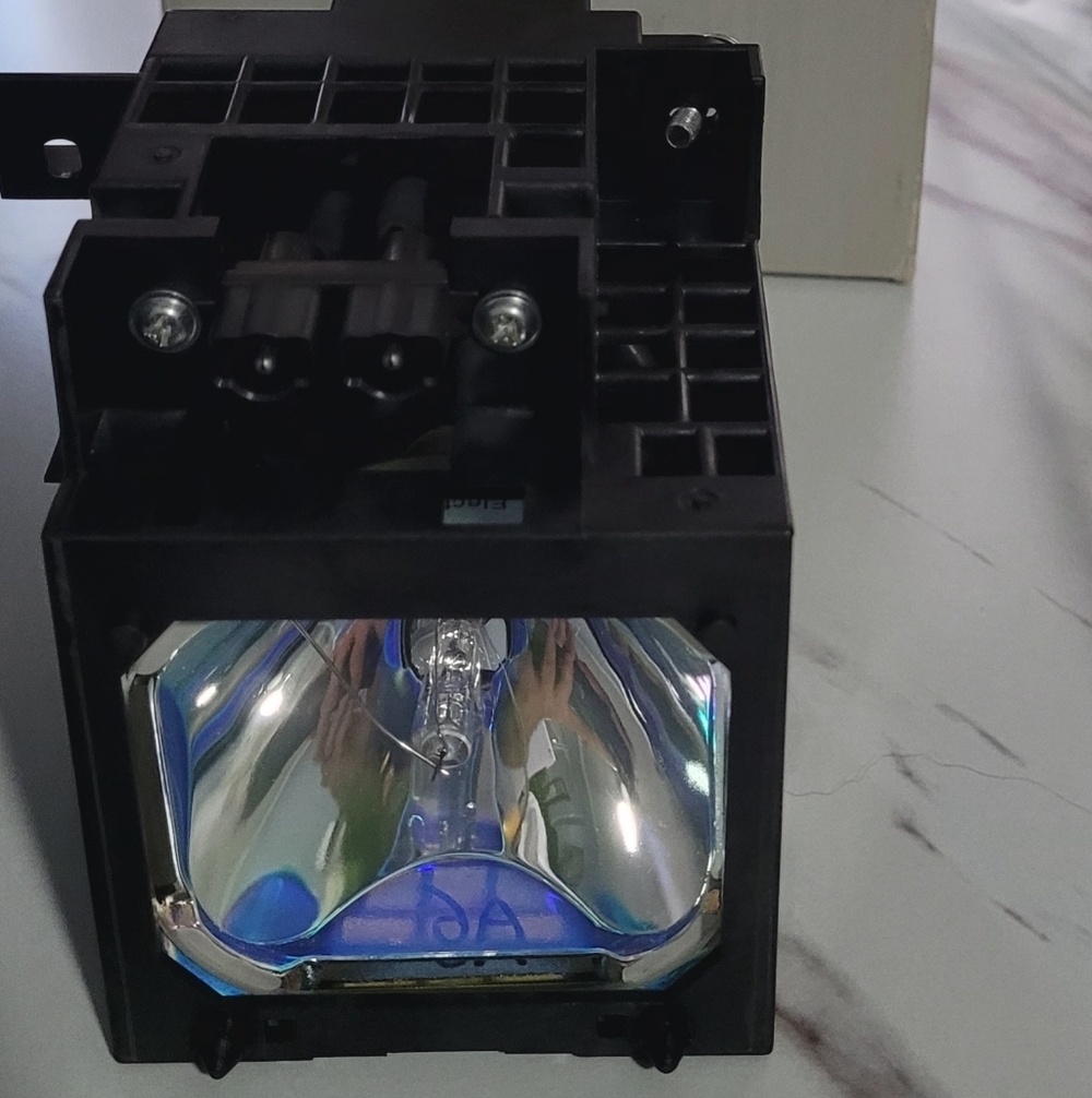 Projector Lamp & Housing Sony XL2100 NOS